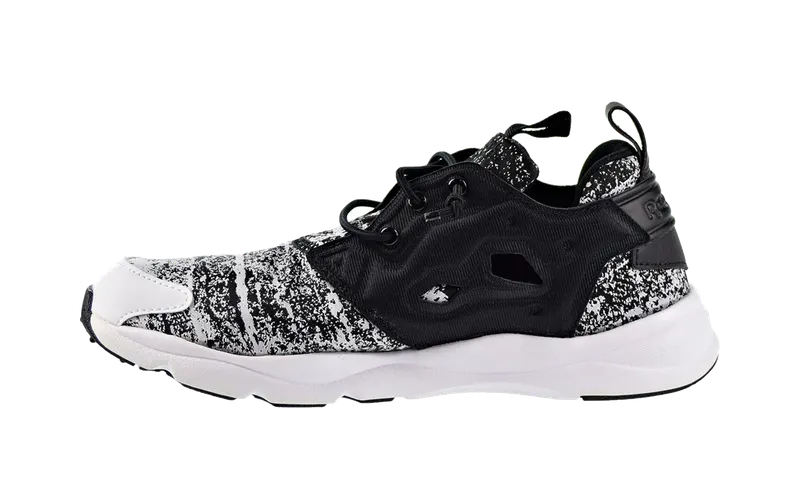 Reebok Furylite JF “Black/White” | V69500