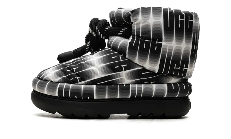 Ugg Classic Maxi Wave Length Short “Black White” | 1134610-BWHT