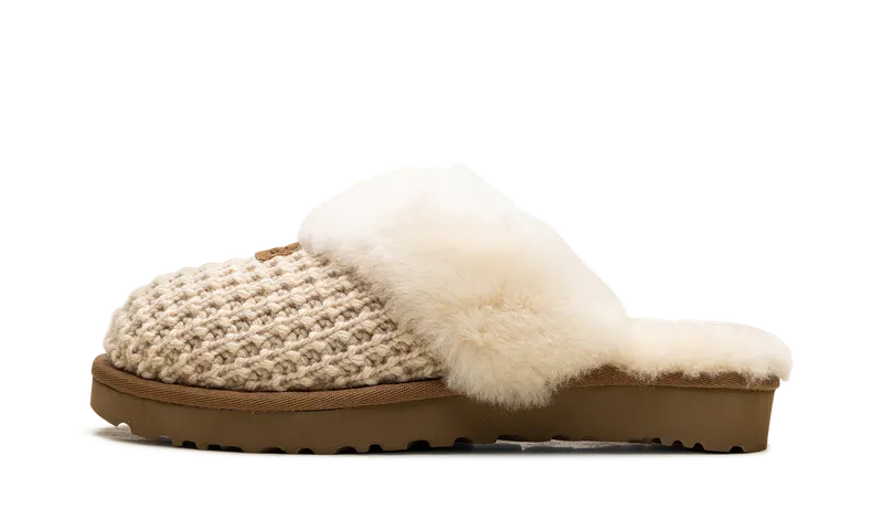 Ugg Cozy Slipper “Cream” | 1117659-CRM