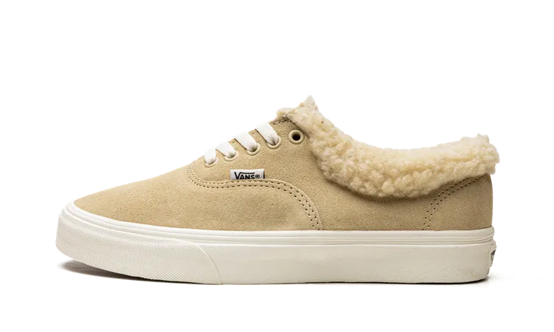 Vans Authentic Sherpa “Cozy Hug” | VN0A5JMRBKB