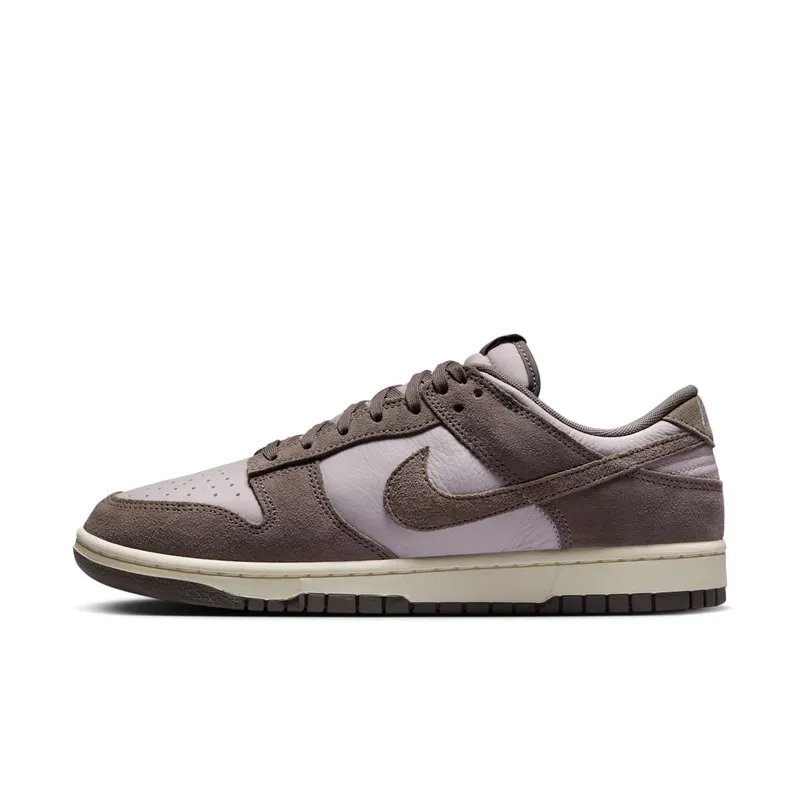 Nike Dunk Low SE “Platinum Violet” | FQ8249-001