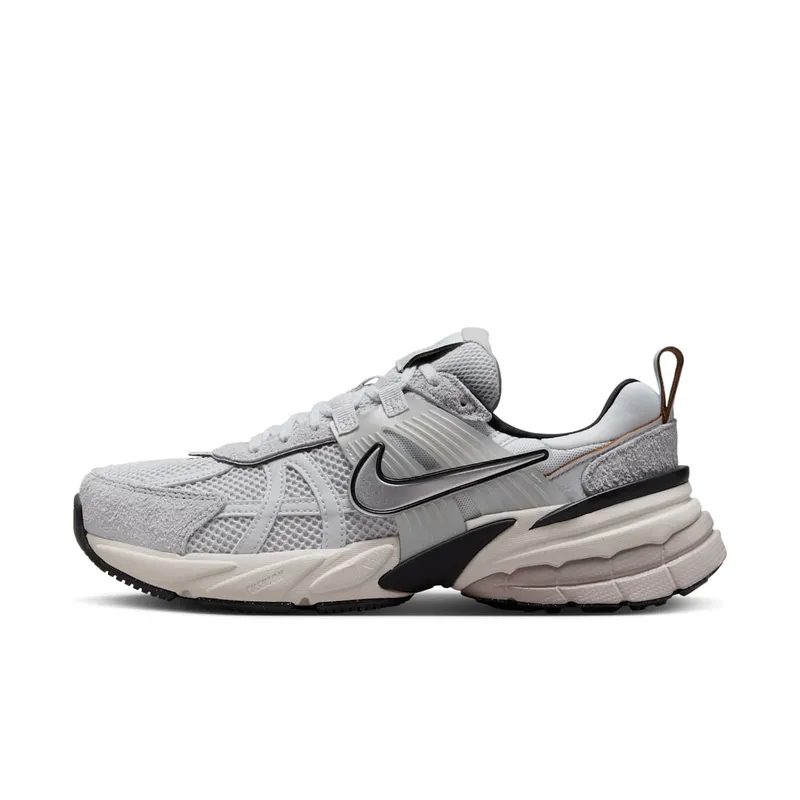 Nike V2K Run “Pure Platinum / Chrome” | FN6703-002