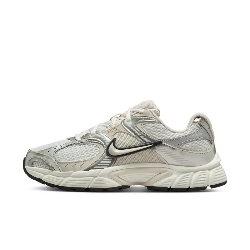 Nike V5 RNR “Light Orewood Brown” | HQ7901-104