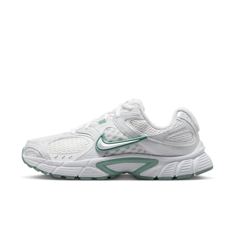 Nike V5 RNR “Summit White Cannon” | HQ7901-106
