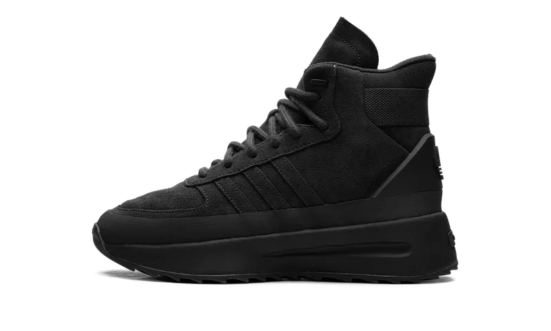 Adidas Los Angeles Hikers “Fear Of God Athletics – Carbon” | IE6208