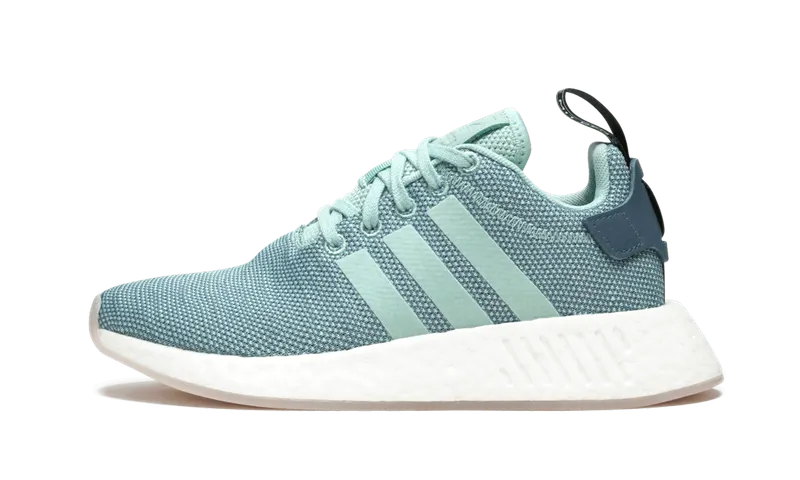 Adidas NMD R2 “Ash Green” | CQ2010