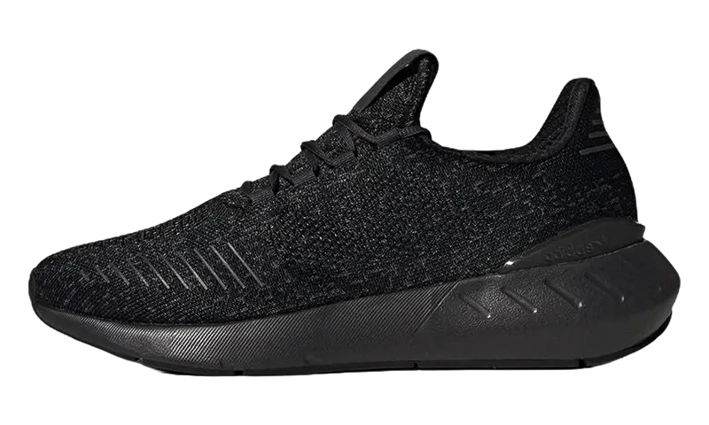 adidas Swift Run 22 Core Black / Core Black / Carbon | GY1940