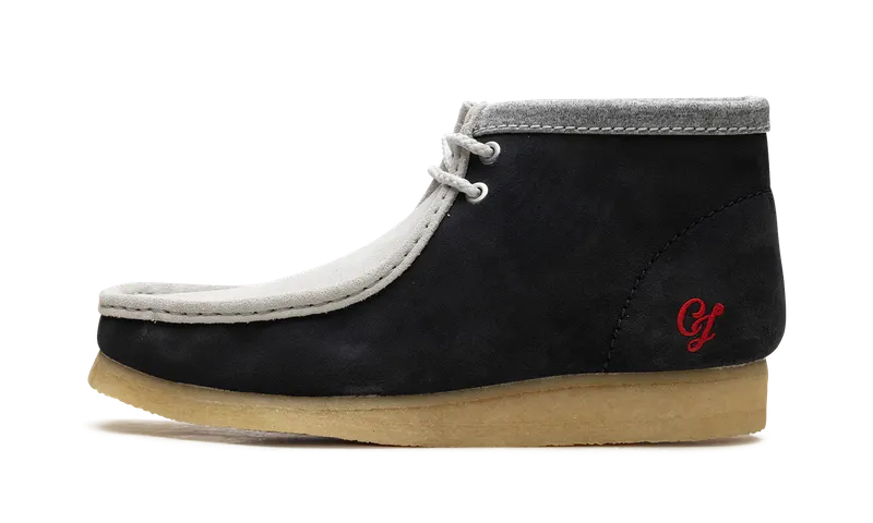 Clarks Wallabee Boot VCY “Navy Grey” | 26165077