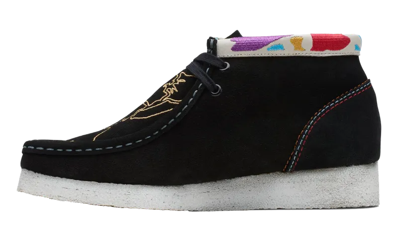 Clarks Wallabee Boot “Black Embroidery” | 26168582