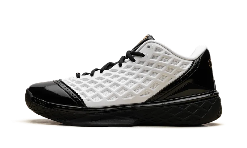 Nike Kobe 3 Low Protro “Mambacita” “White / Metallic Gold / Black” | IQ3916-100