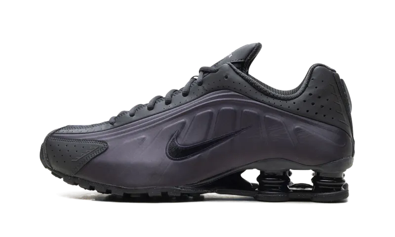 Nike Shox R4 “Cave Purple Black” | HQ1988-500