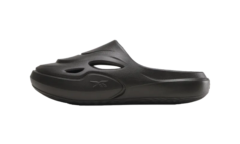 Reebok DMX Recovery Mule “Triple Black” | 100244-588
