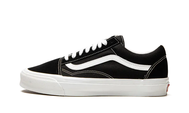 Vans Black OG Old Skool LX Sneakers | VN0A4P3XOIU