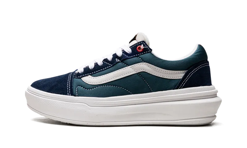 Vans Old Skool Overt “Pop Color – Navy Red” | VN0A7Q5EY27