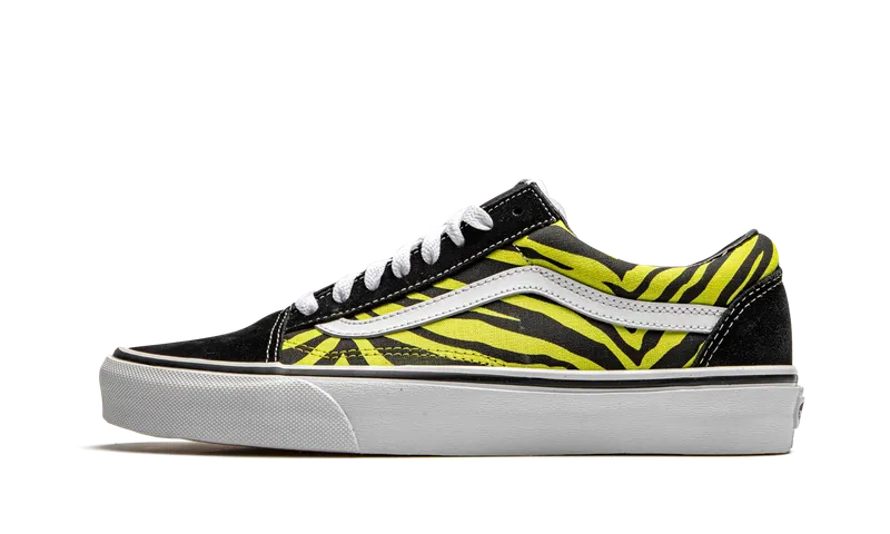 Vans Old Skool “Zebra” | VN0A38G1R1R