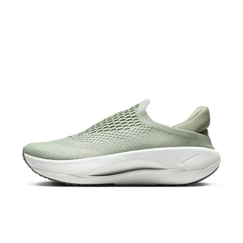 Nike Reina EasyOn Jade Horizon Light Silver Summit White Metallic Silver | FN0345-300