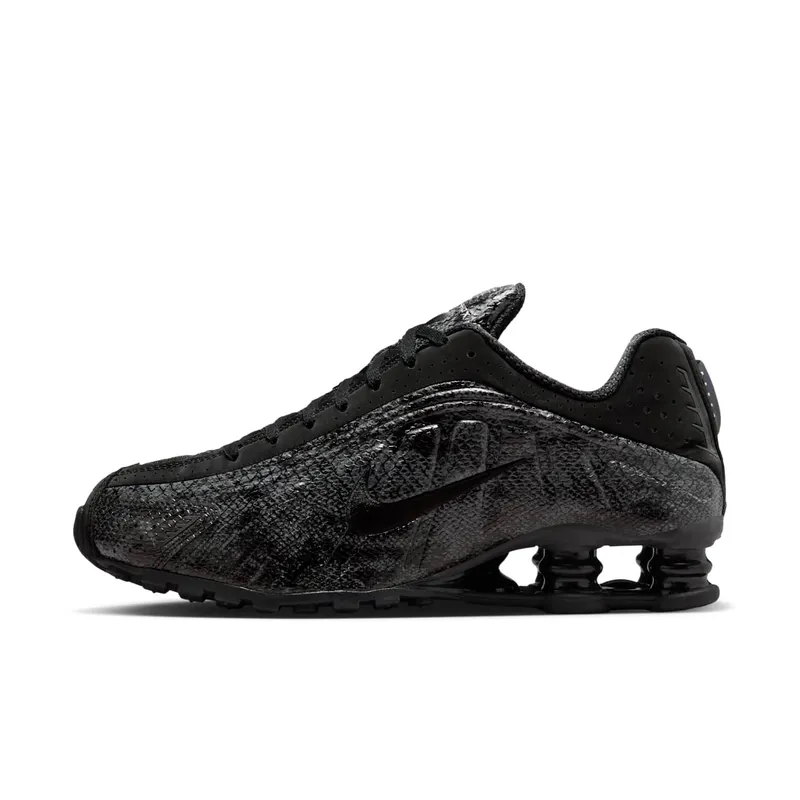 Nike Shox R4 “Black Snakeskin” | IM6050-001