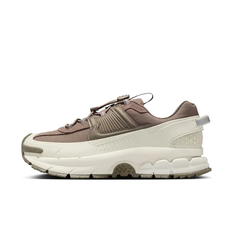 Nike Zoom Vomero 5 Roam Light Bone Mink Brown “Light Bone / Mink Brown / Court Purple / Gum Dark Brown” | HQ2181-006