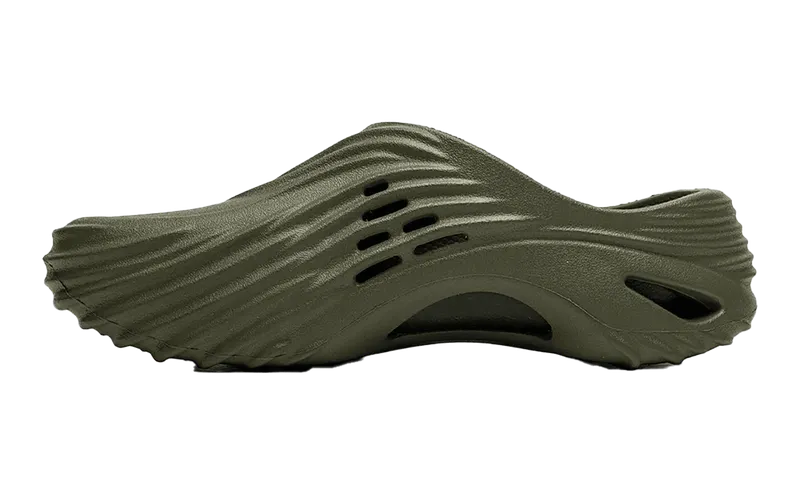 Crocs Echo Wave “Army Green” | 210521-309