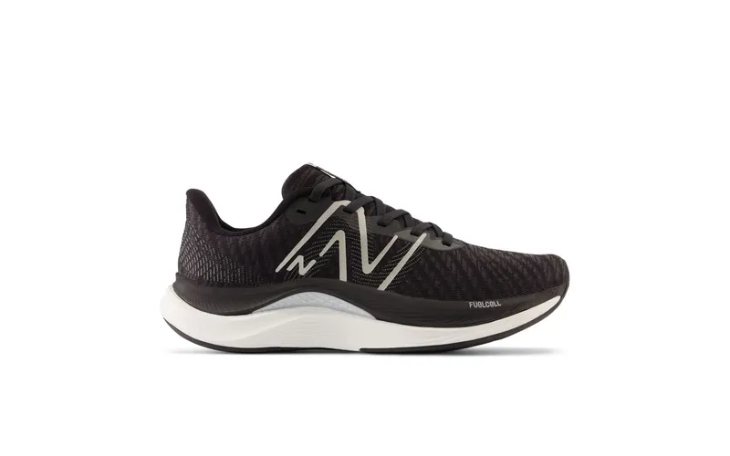New Balance FuelCell Propel v4 Black White | WFCPRLB4
