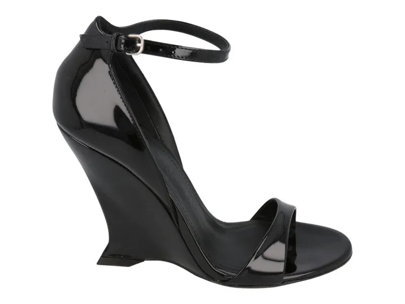 Ferragamo Vidette Wedge Sandals Black | 01G425-766333-1C