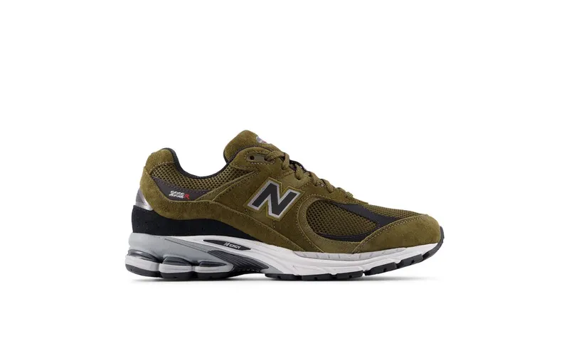 New Balance 2002R Woodland Black | U2002RR