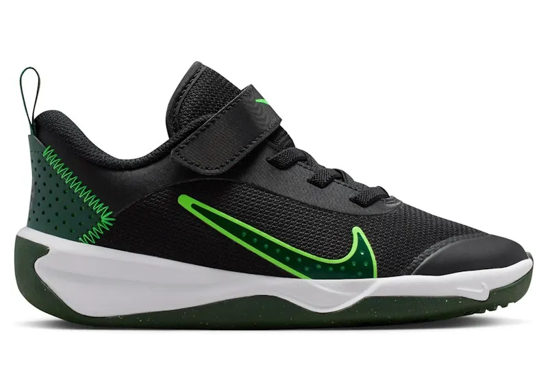 Nike Omni Multi-Court Black Green Strike “Black / Green Strike / Fir” | DM9026-012