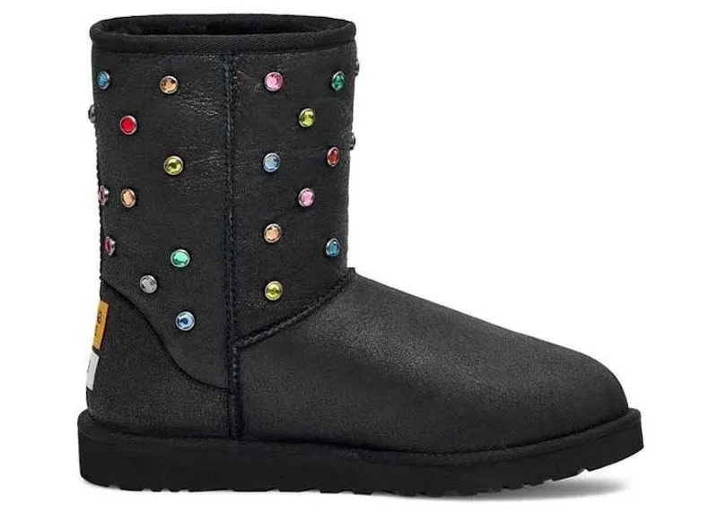 UGG Classic Short Boot Gallery Dept. Black | 1166951-BLK