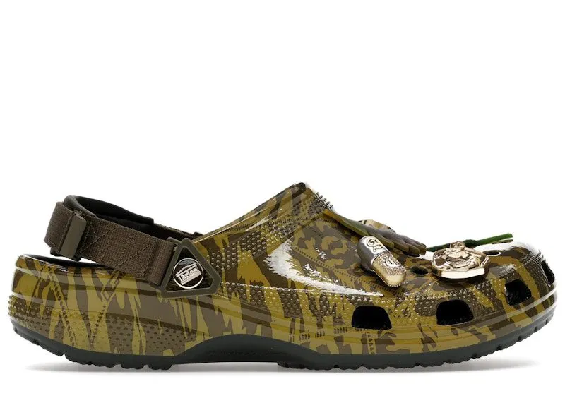 Crocs Classic Clog Aries Arise Dark Algae | 211060-3AC