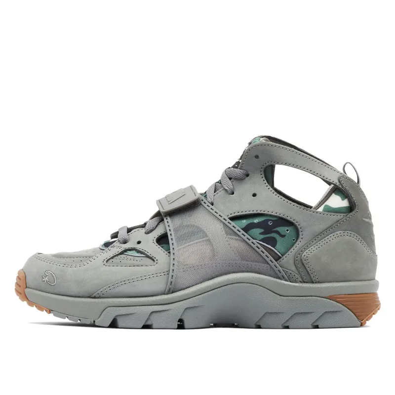 Nike Air Trainer Huarache Corteiz Gully Grey “Flat Pewter / Flat Pewter / White” | FQ8793-001