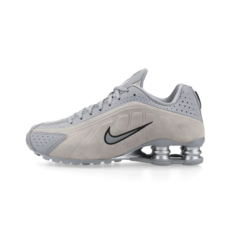 Nike Shox R4 Cement Grey Black “Cement Grey / College Grey / Metallic Silver” | HQ7739-001