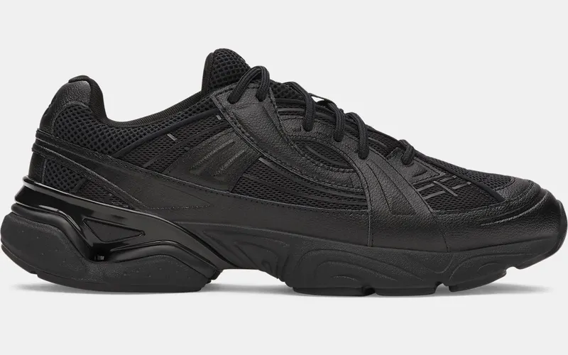 Under Armour UA Sola Ultimate Black “Black / Ultimate Black” | 6005284-003