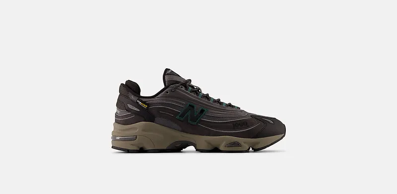 NEW BALANCE 1000 “Black Cement / Sweetgrass / Castlerock” | M1000J