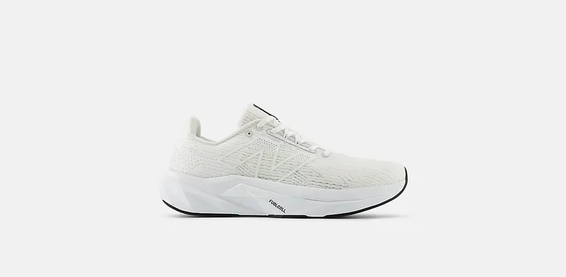 New Balance FuelCell Propel v5 White Black | MFCPRLW5