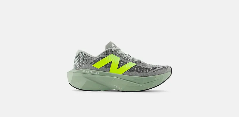 NEW BALANCE FuelCell SuperComp Trainer v3 “MOSAIC GREEN / LONE STAR GREY” | MRCX25R