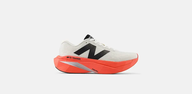 New Balance FuelCell SuperComp Trainer v3 Urgent Red Sea Salt Black | MRCXY4