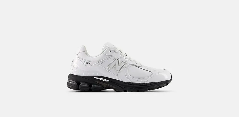 New Balance 2002R Leather Pack White | U2002RE