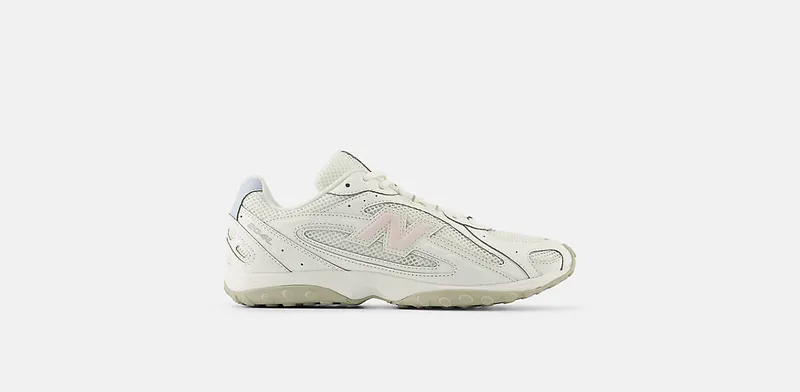 New Balance 204L (W) “Sea Salt Stone Pink” | U204L7ZL