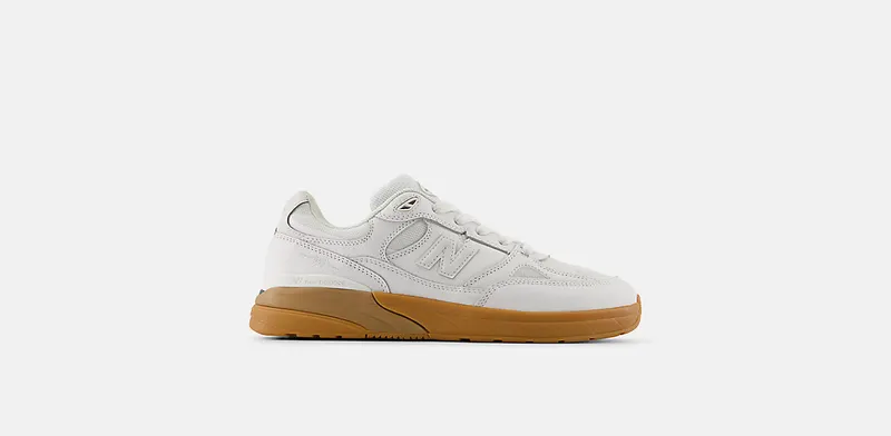 New Balance New Balance Numeric Andrew Reynolds 933 “White / Black” | UN933WWB
