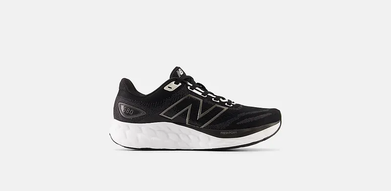 New Balance Fresh Foam 680v8 Black Light Gold Metallic Black Metallic | W680LK8