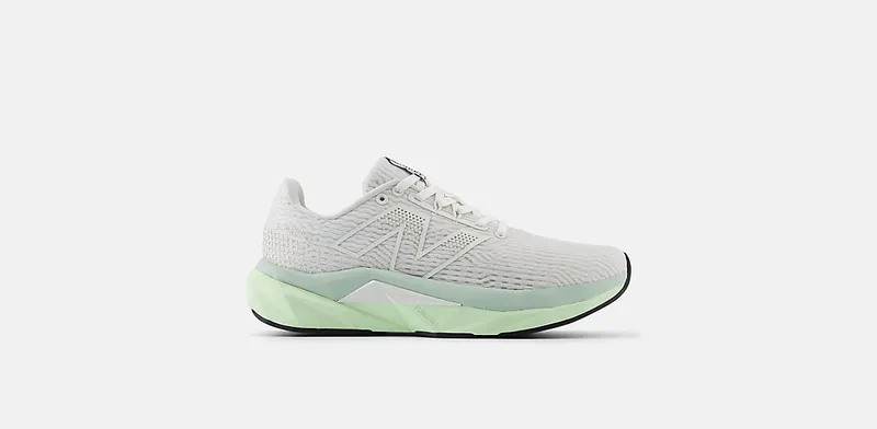 New Balance FuelCell Propel v5 White Melon Water Clay Ash | WFCPRCM5