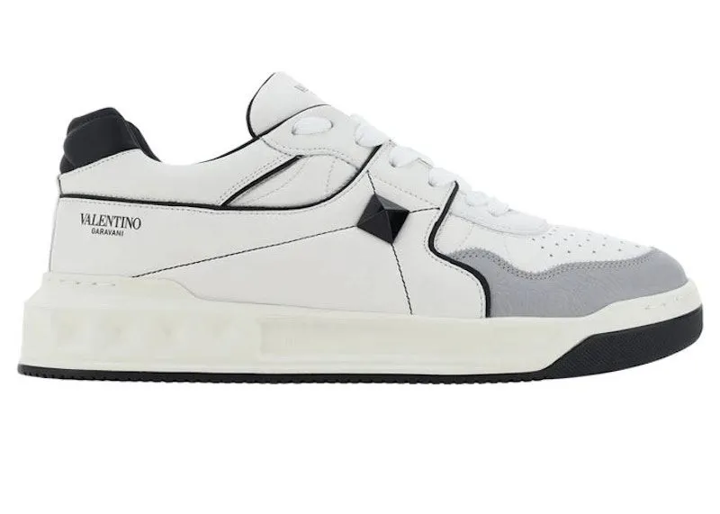 Valentino One Stud Low Sneaker White Black Grey | 4Y2S0E71NWN-0N2