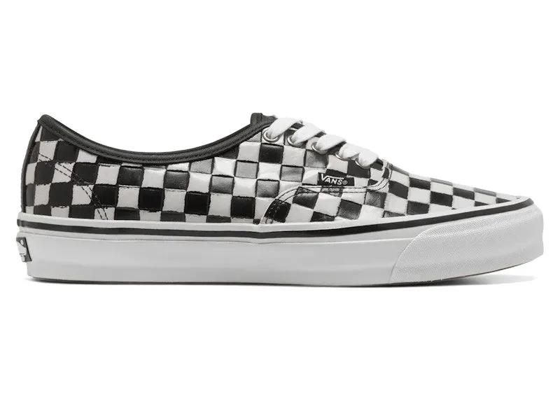Vans OTW Authentic 44 Vibram Checkerboard White Black | VN000DCNBZW