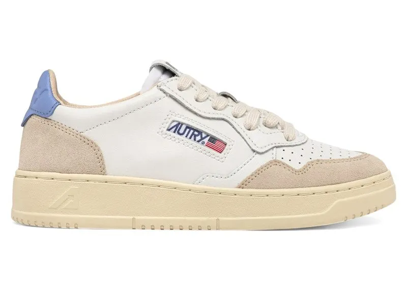 Autry Medalist Leather Low White Della Robbia Blue | AULW-LS04