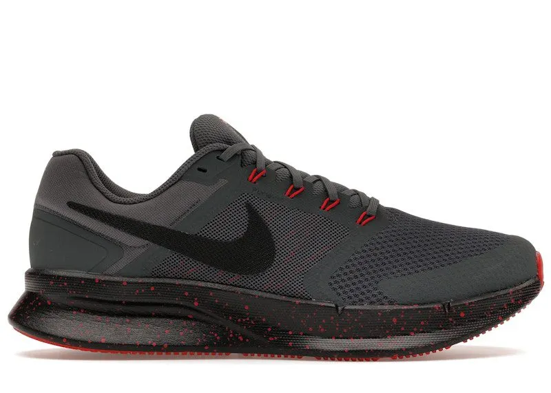 Nike Run Swift 3 Dark Grey University Red Black | IB3972-021
