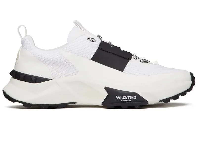Valentino Garavani True Act Sneakers White Black | S0H96PTN6L0