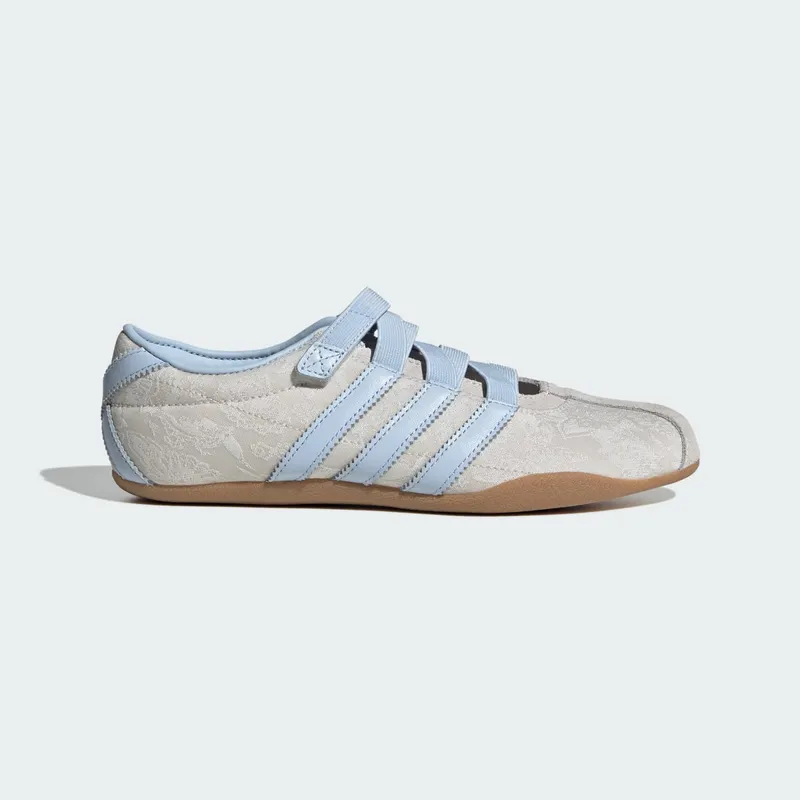 Adidas TOKYO MJ X LIBERTY LONDON SCHOENEN Chalk Pearl / Crystal Sky / Chalk White “Chalk/Pearl/Chalk White” | IH4532