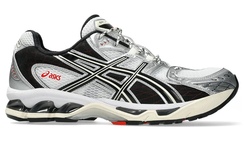 Asics GEL-Nimbus 10.1 “White / Black” | 1203A543-106