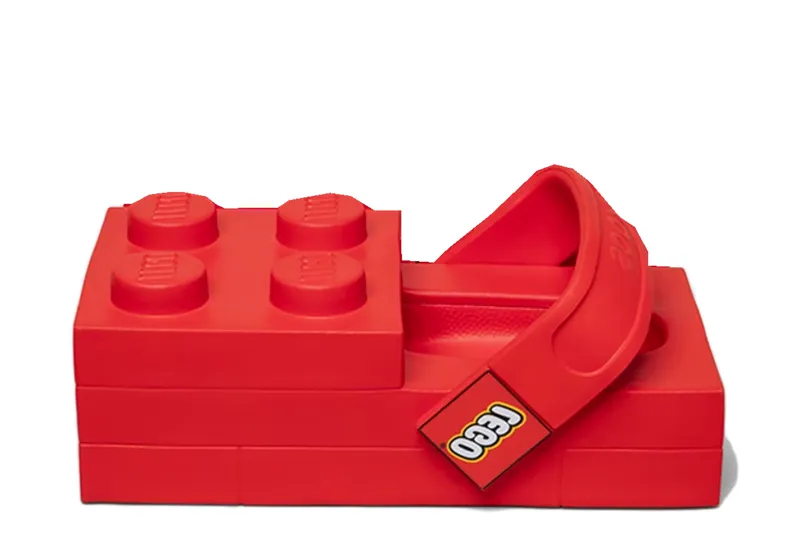 Crocs x LEGO® Brick Clog Bright Red | 211719-5DJ