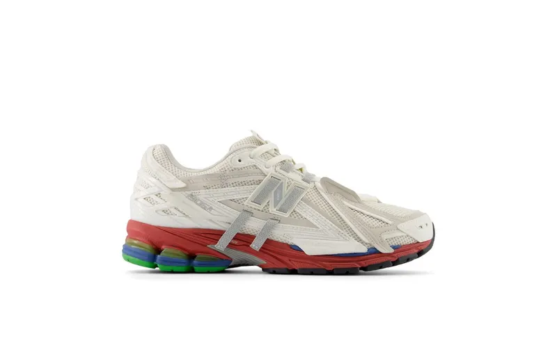New Balance 1906A “Sea Salt Astro Dust” | M1906AB